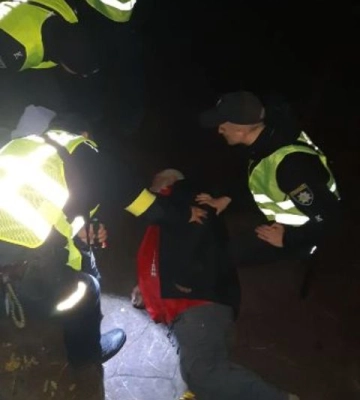 В Одесі патрульні врятували дідуся
