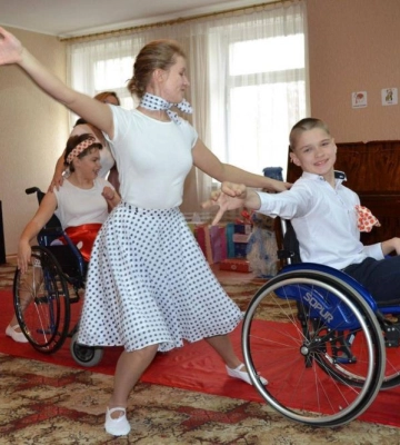 Особливий захід для особливих діток: у Рівному для малечі з вадами підготували подарунки (ВІДЕО)