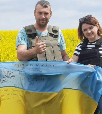 Чоловік і син воюють: історія волонтерів з Волині, які двічі на місяць їздять на передову
