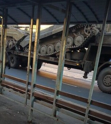 В окупованому Маріуполі зафіксували військову активність росіян: деталі