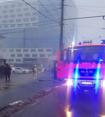 В Харькове патрульная полиция вовремя потушила пожар в заведении