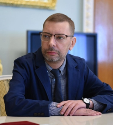 Ушел из жизни известный журналист и волонтер Артем Скоропадский