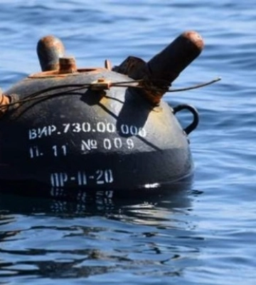 ВМС показали знищення міни біля узбережжя Одещини