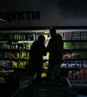 Какие магазины, коворкинги и АЗС в Киеве работают при отключении света