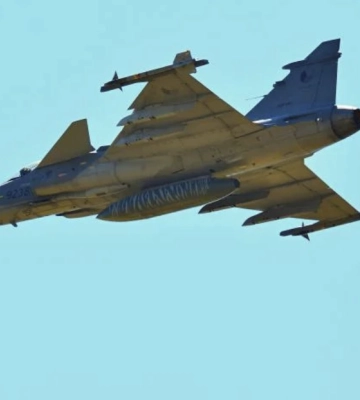 Міністр оборони Швеції відповів, чи передаватимуть Україні винищувачі Gripen