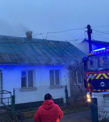 У місті Дубно від знищення вогнем вдалося врятувати приватний будинок
