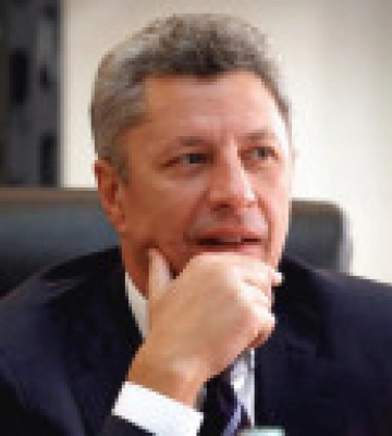 Зеленский ответил на петицию по поводу лишения Бойко звания Героя Украины