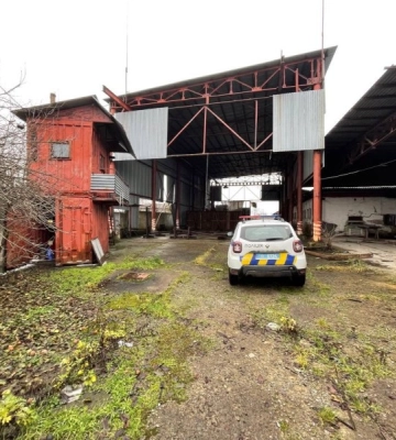 На Ужгородщині затримали чоловіка за крадіжку електрокабелю