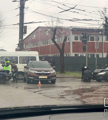 В Кривом Роге столкнулись четыре автомобиля