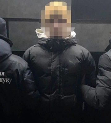 Оперативники вилучили у лучанина марихуану та психотропні речовини