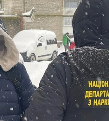 У Луцьку зловили жінку з амфетаміном й чоловіка з канабісом 