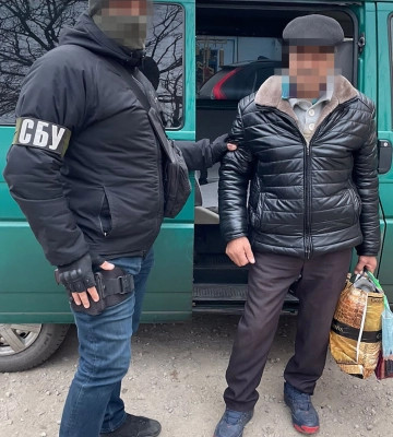 Псевдореферендум у Херсонській області: СБУ затримала колаборантів, які погрожували розстрілом за відмову «голосувати»