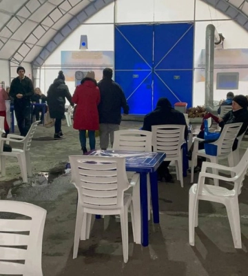 Новий &quot;Пункт незламності&quot; у Миколаєві. Тепло, електрика та свіжий хліб