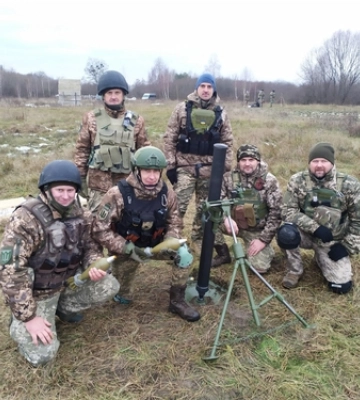 Мінометники Волинської тероборони показали, як вчаться нищити ворога 