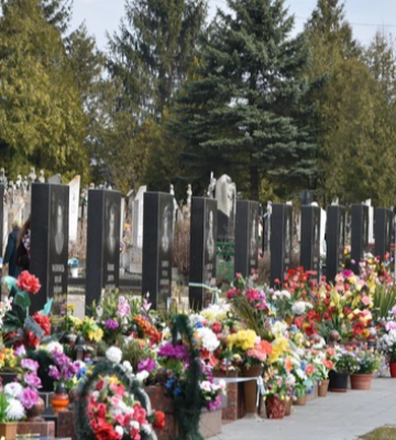 У Луцьку знову розширять міське кладовище