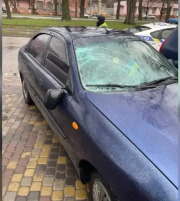 У Дніпрі водій Daewoo збив пішохода та відвіз потерпілого з місця ДТП (ВІДЕО)