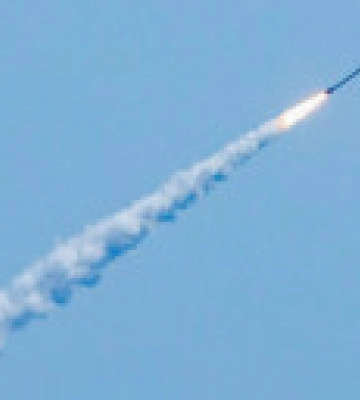 Ракетний удар рф по Запоріжжю: двоє людей загинуло, серед поранених - маленька дитина