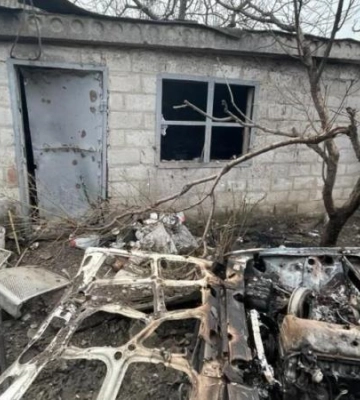 Нічний обстріл трьох громад на Дніпропетровщині: у поліції показали наслідки атак