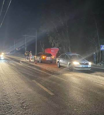 У Луцьку - дві аварії з пішоходами: 15-річну дівчину забрали у лікарню