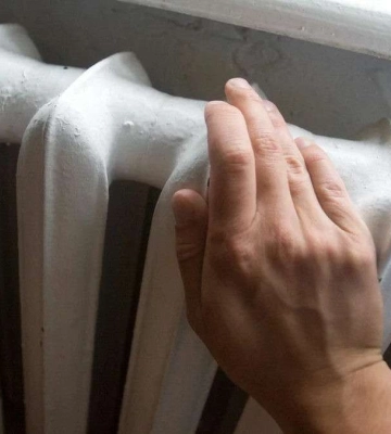 Деякі будинки Дніпра залишаються без води та опалення через відсутнісь електрики та ремонтні роботи