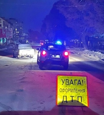 Камери магазинів у Луцьку зафіксували крадіжки молодих людей (ФОТО, ВІДЕО)