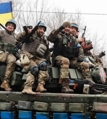 &quot;Звільнення усіх територій включно з Кримом та Донбасом&quot;: українці розповіли, як має виглядати перемога над Росією