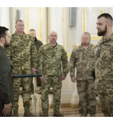 «Крест боевых заслуг» вручен командиру 10 Горно-Штурмовой Бригады