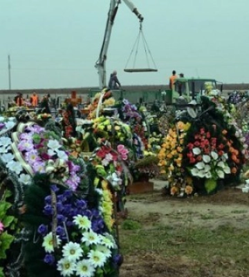 Луцьк купить чотири земельні ділянки для розширення кладовища у Гаразджі