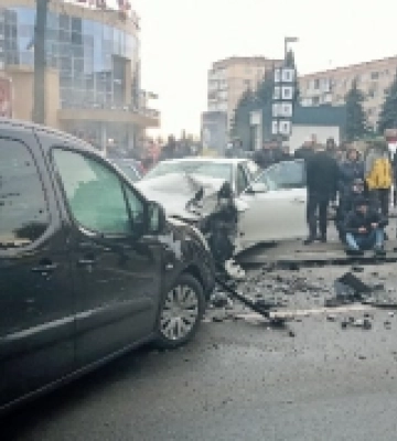 У центрі Рівного трапилася аварія