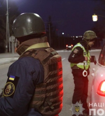 На Полтавщині дітям до 14 років заборонили перебувати на вулиці без дорослих із 21:00 до 07:00