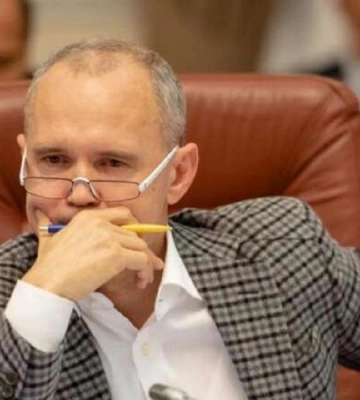 Пока без приставки &quot;глава&quot;. Рада назначила Плиса членом Счетной палаты