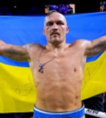 Усика обязали провести бой против чемпиона по Великобритании