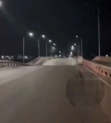 Під Мелітополем підірвали міст, через який росіяни возили техніку