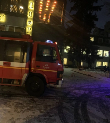 Не виходив на зв&amp;#039;язок і могло стати зле: у Луцьку визволяли чоловіка, який не міг вийти з квартири