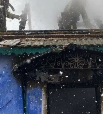 На Одещині спалахнув приватний будинок: господар отримав опіки