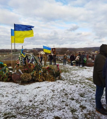 На Рівненщині попрощалися із офіцером та депутатом сільради, який поліг на війні