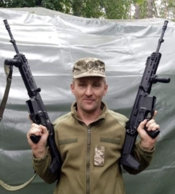 У Черкаській області провели в останню путь військового, який загинув на Донеччині