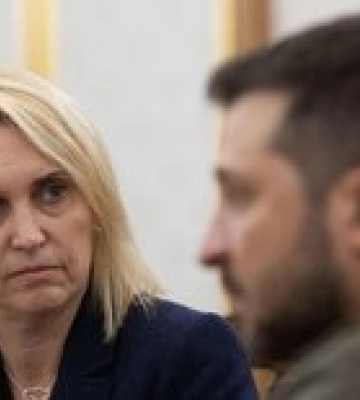 &quot;В Украину едет еще больше помощи&quot;. Послы США и Британии отреагировали на удары по Киеву