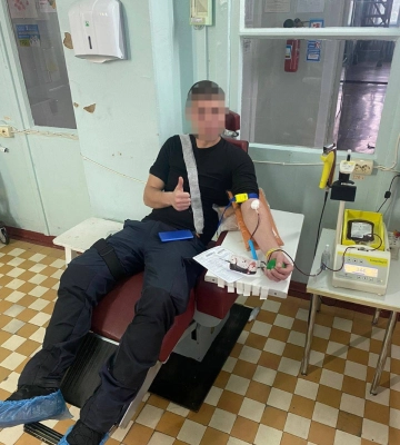 У Херсоні поліцейські Одещини вчора здавали кров на порятунок постраждалих від агресії російської федерації