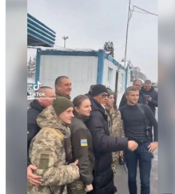 У мережі з&#039;явилося відео, як Жан-Клод Ван Дамм гучно вигукує «Слава Україні!»