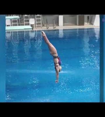 Запорізька спортсменка завоювала медаль чемпіонату України зі стрибків у воду (ВІДЕО)