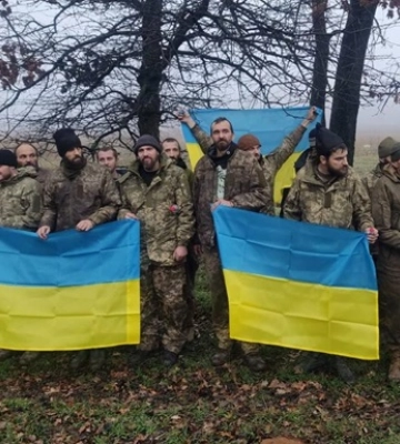 З полону повернулися 64 захисники та громадянин США