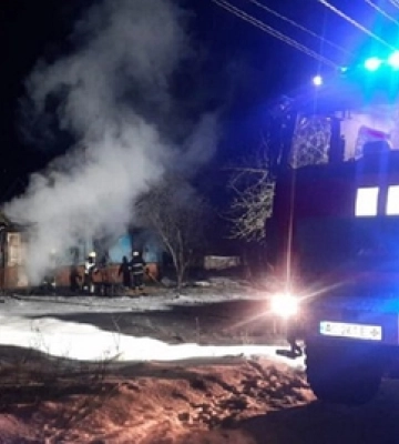 На Волині пенсіонер загинув у пожежі (відео)