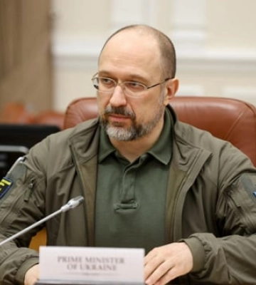 Ракетний обстріл РФ: Шмигаль назвав області, де були влучання в енергооб’єкти країни