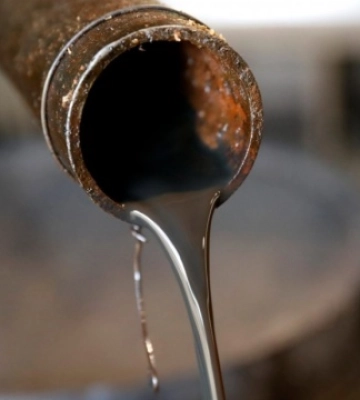 На Сумщині замість питної води в колодязі - нафта