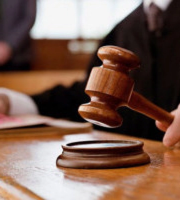Суд арештував готель в Олександрії, який, за даними слідства, належить росіянам