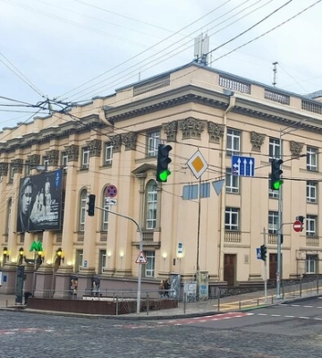 У театрі Лесі Українки відкриють &quot;Пункт незламності&quot;