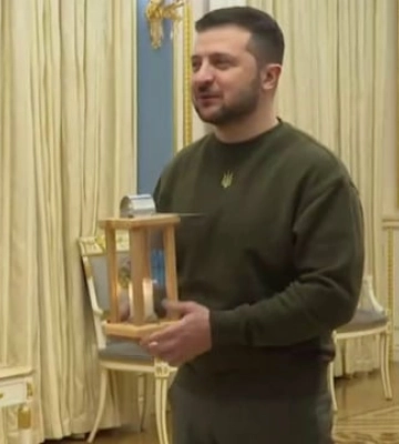 Вифлеємський вогонь миру відправлять на фронт – Зеленський