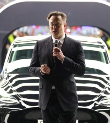 Масштабний обвал акцій Tesla: експерти бачать потенціал для ще більшого спаду