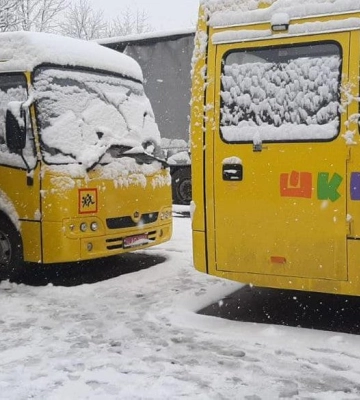 Громади на Миколаївщині отримали шкільні автобуси